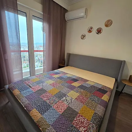 Διαμέρισμα Cozy New 2 Bedrooms For 4 People Θεσσαλονίκη