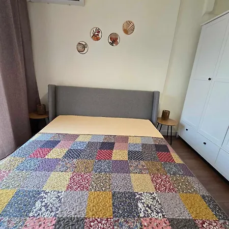 Cozy New 2 Bedrooms For 4 People *