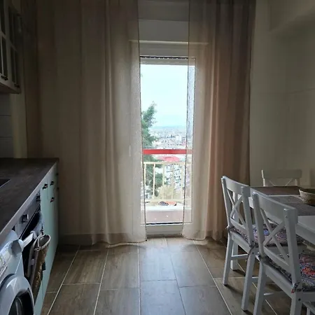 Cozy New 2 Bedrooms For 4 People Apartment Thessaloniki