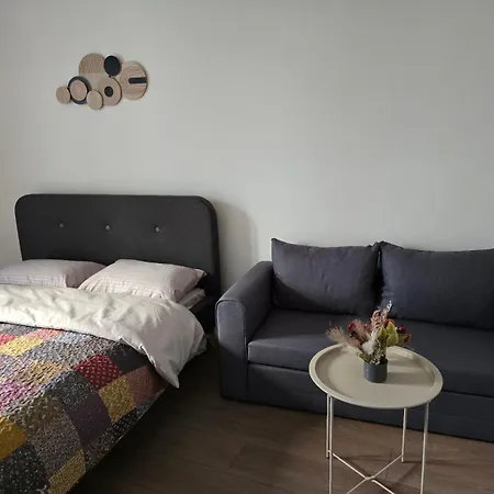 Cozy New 2 Bedrooms For 4 People Θεσσαλονίκη